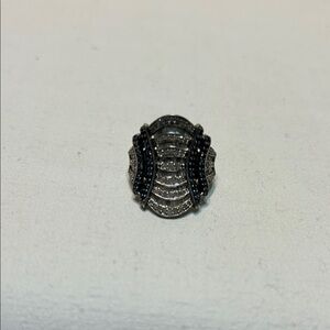 Elegant Silver and Black Women's Ring